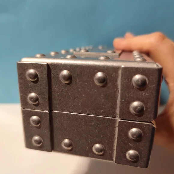 Vintage Oakley Metal Vault Sunglasses Case - Picture 7 of 9